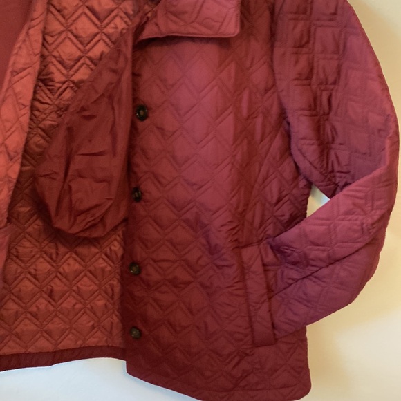 NWOT LANDS END PRIMALOFT BARN COAT ladies large wine color packable with bag - Picture 3 of 7